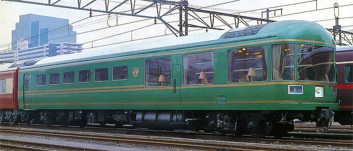 JR東日本「夢空間」オシ25 901