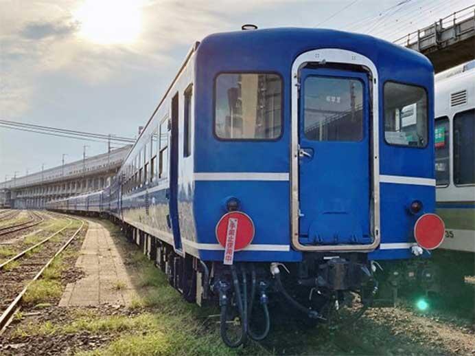 京都鉄道博物館で12系客車を特別展示