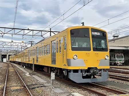 101系けん引車両「263F」