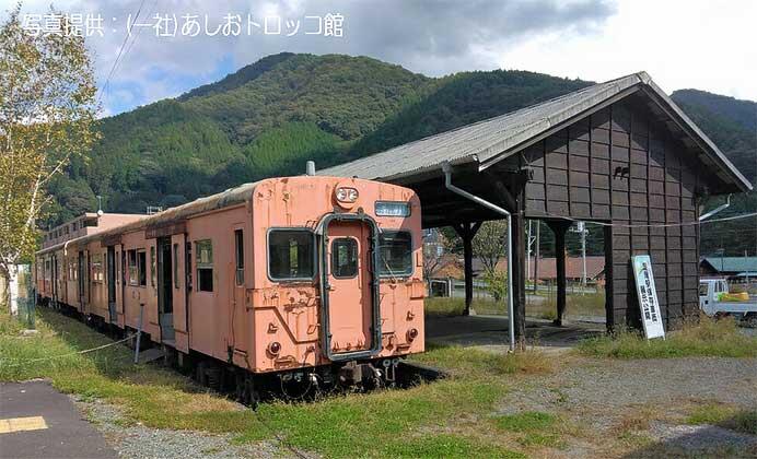 あしおトロッコ館，足尾駅保存車両を公開