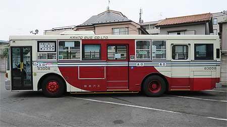 関東バス 3扉バス（Ｂ3008号車）