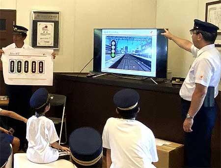 南海,「極楽橋駅 七夕飾り」「駅長おしごと体験」を実施