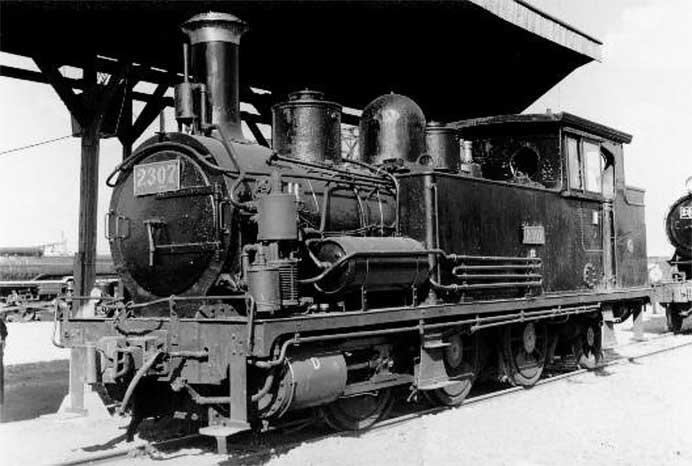 京都鉄道博物館で,収蔵写真展「世界から日本へ!輸入された鉄道たち」開催