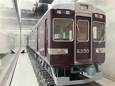 「Timeless＆Graceful～小田急と阪急、伝統と優雅さの本質～」