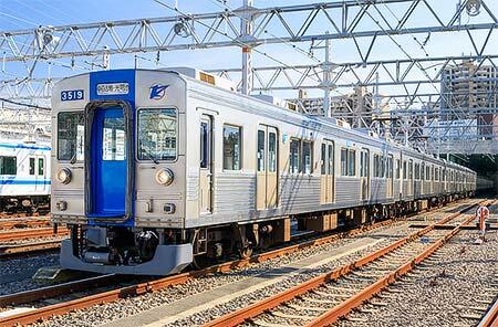 南海，光明池車庫で写真撮影会を開催