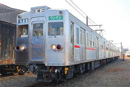 秩父鉄道，5000系の装飾変更を記念した撮影会などを開催