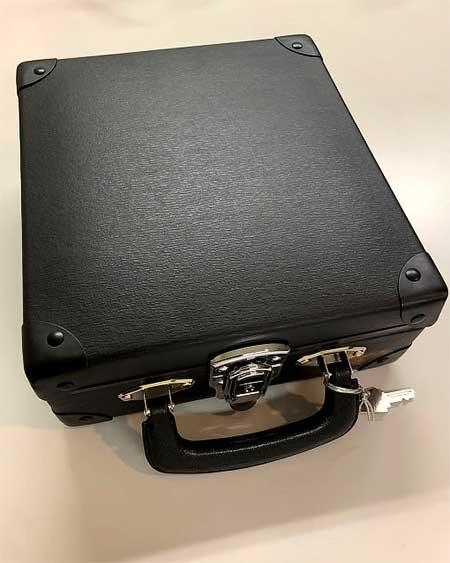 相鉄いずみ野線開業50周年を記念して「開業記念鉄道部品オークション」を開催