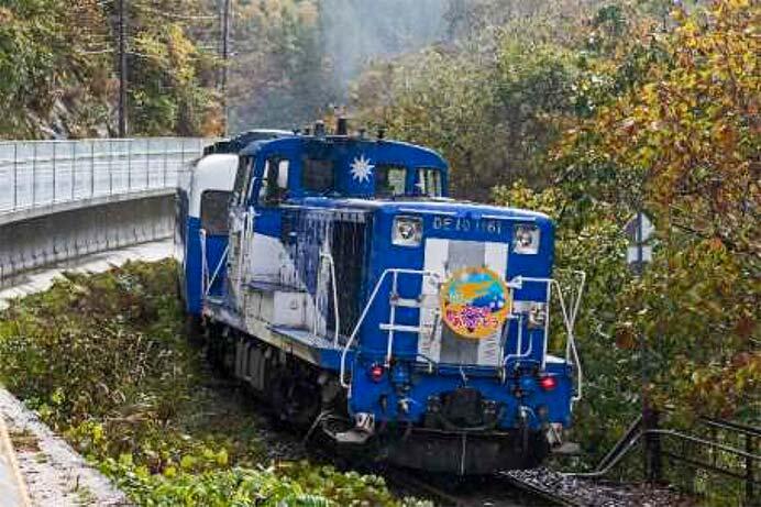 JR西日本DE10 1161号機