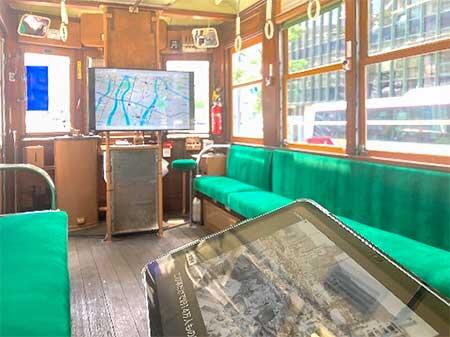 653号車内