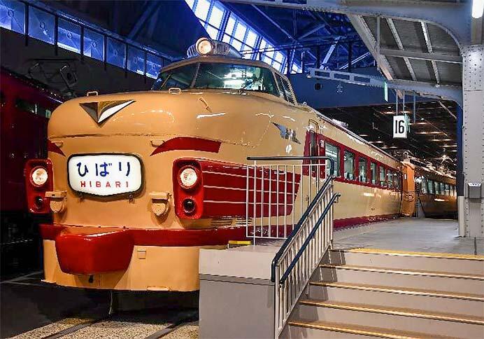 鉄道博物館でクハ481形(485系)の運転室を公開