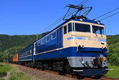 コミカルトレイン