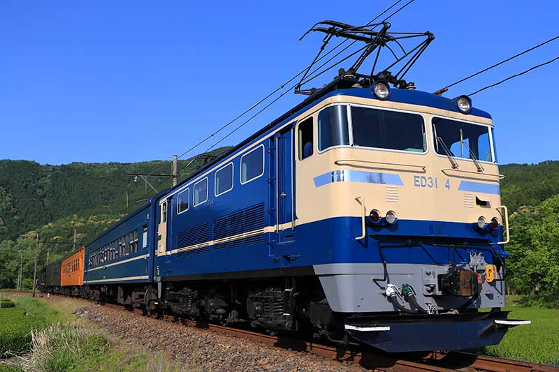 コミカルトレイン