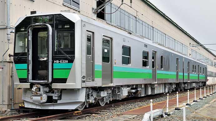 JR東日本 HB-E220系ハイブリッド気動車